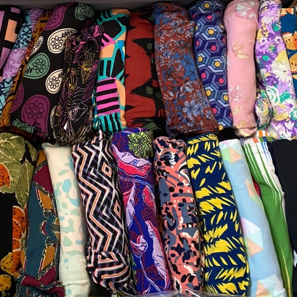 LuLaRoe Mystery NWT Leggings PRICE IS FIRM - Picture 6 of 15